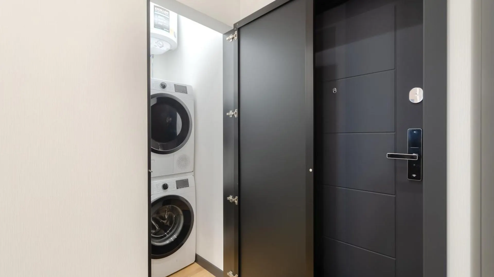 Petrovdom Apartments 35-454 In Rc Manhattan City,Beresteiskyi 11 Киев 0*,  Украина