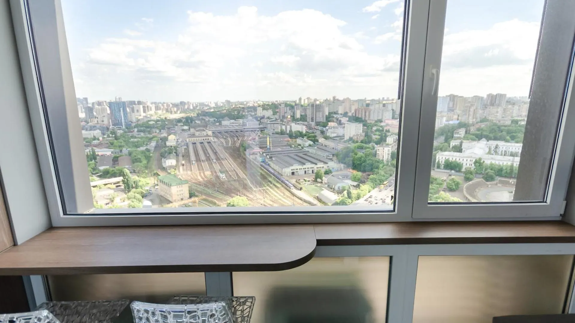 Petrovdom Apartments 35-454 In Rc Manhattan City,Beresteiskyi 11 Киев