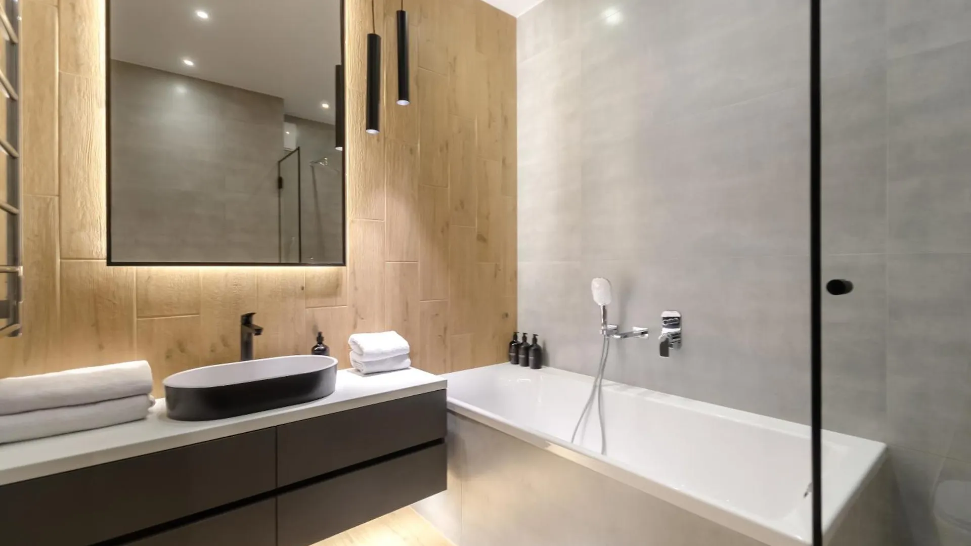 Petrovdom Apartments 35-454 In Rc Manhattan City,Beresteiskyi 11 Киев 0*,  Украина