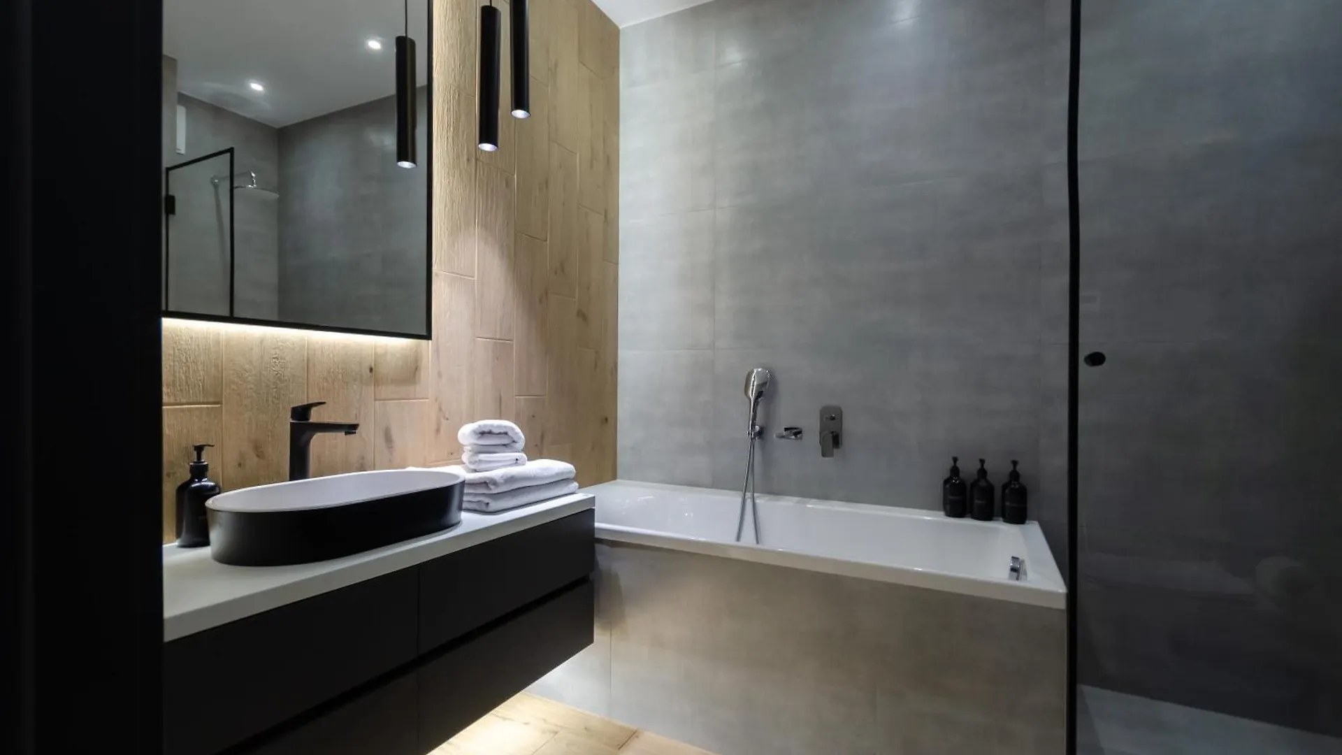 Petrovdom Apartments 35-454 In Rc Manhattan City,Beresteiskyi 11 Киев