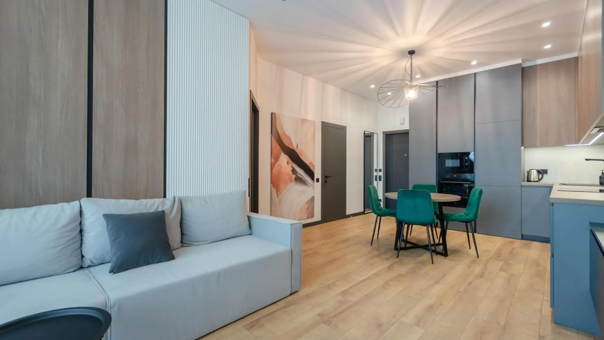 Petrovdom Apartments 35-454 In Rc Manhattan City,Beresteiskyi 11 Киев