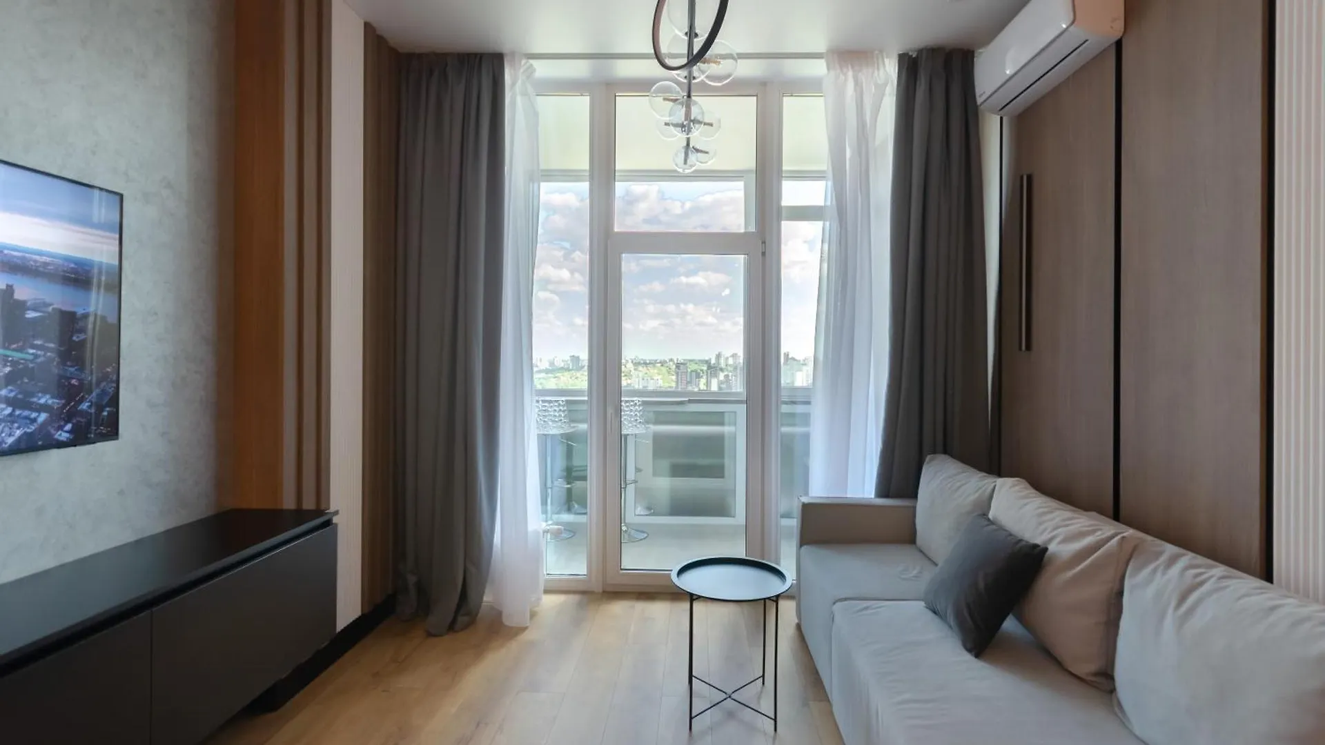 Petrovdom Apartments 35-454 In Rc Manhattan City,Beresteiskyi 11 Киев