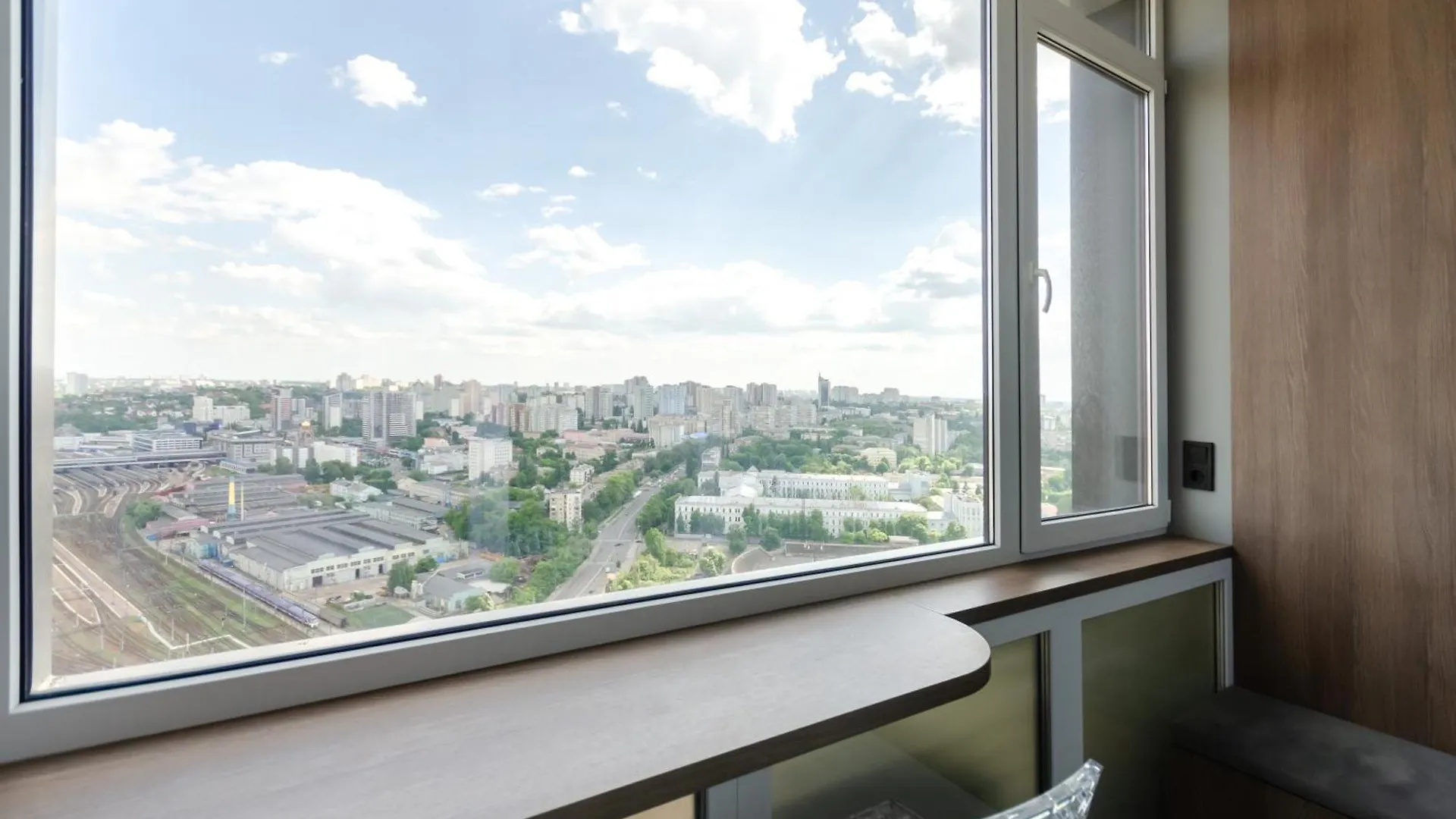 Petrovdom Apartments 35-454 In Rc Manhattan City,Beresteiskyi 11 Kiev Oekraïne