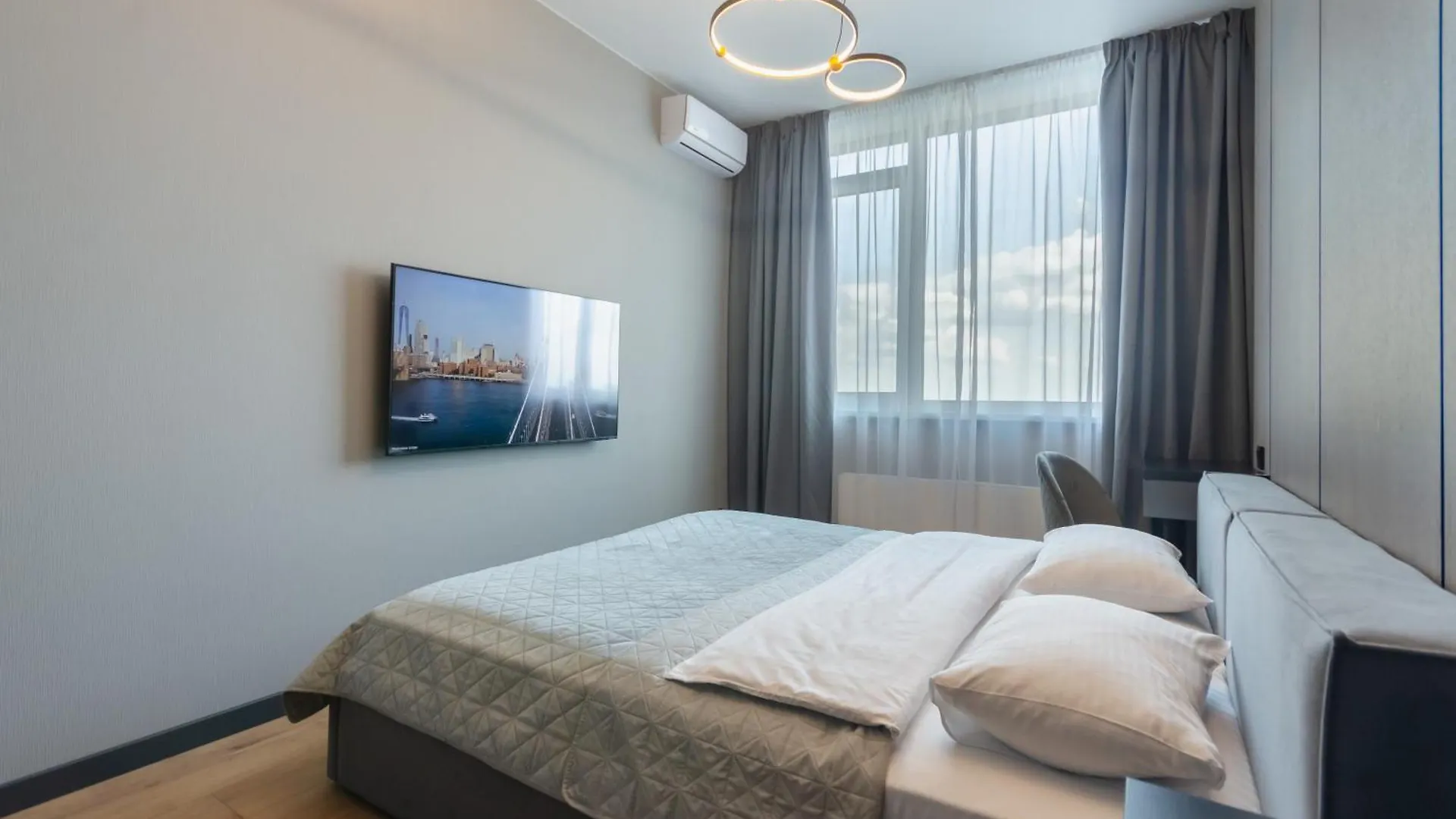 Petrovdom Apartments 35-454 In Rc Manhattan City,Beresteiskyi 11 Kiev