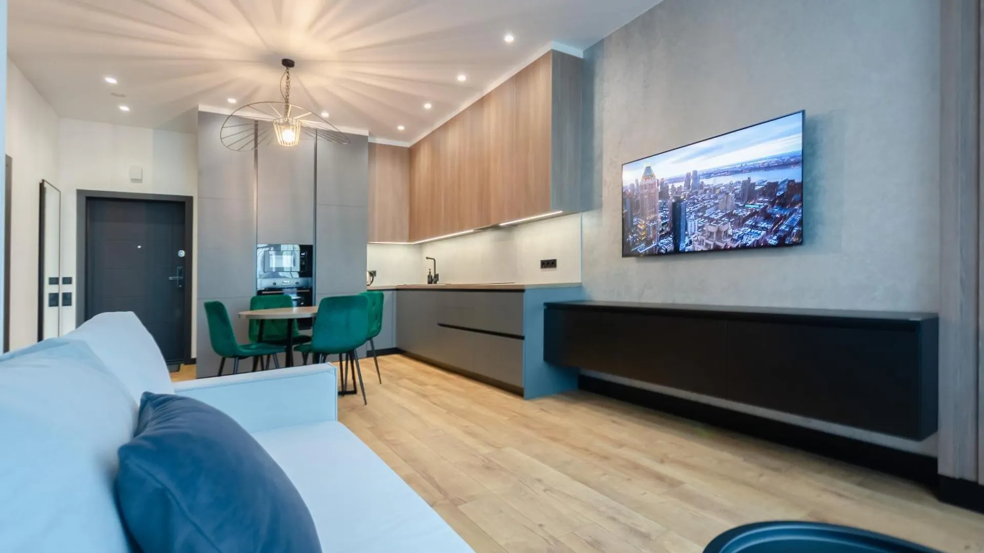 Petrovdom Apartments 35-454 In Rc Manhattan City,Beresteiskyi 11 Kiev Oekraïne